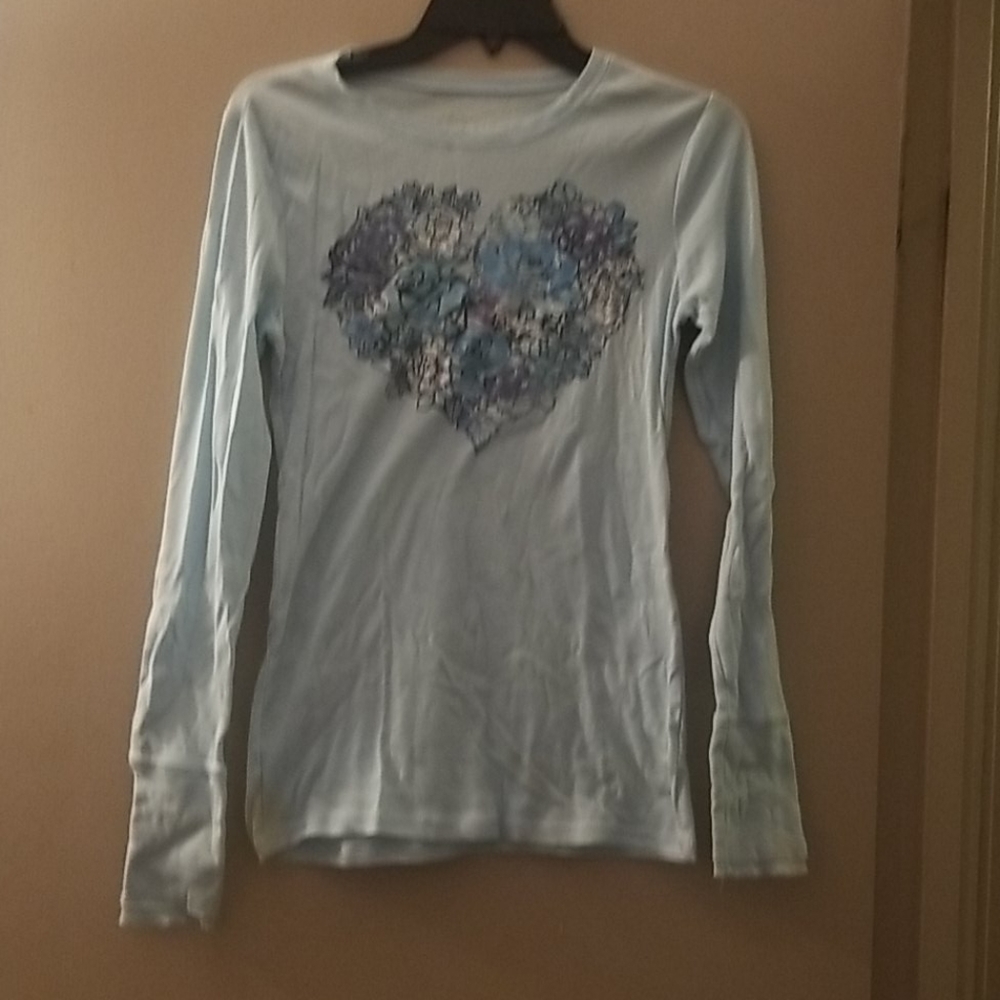 Long Sleeve tee with heart flower design